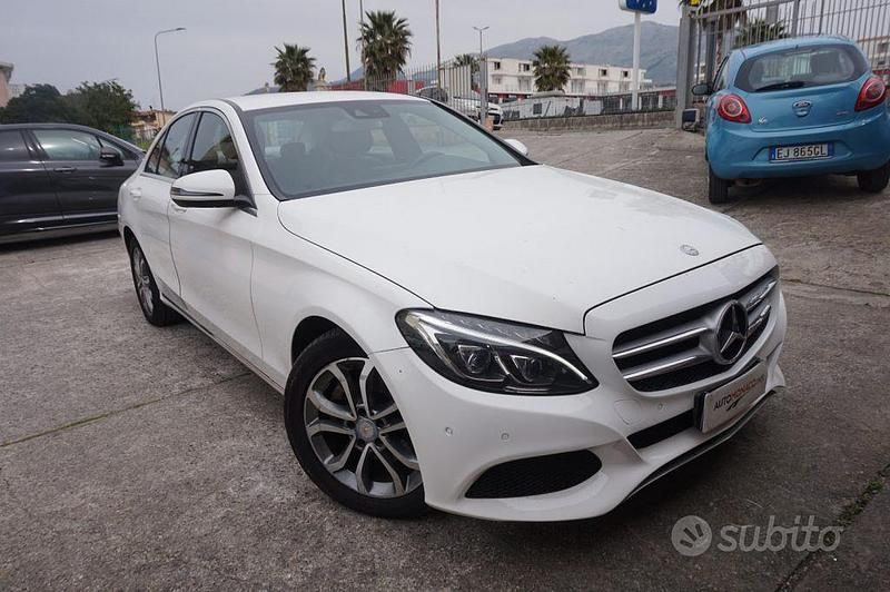 Usata Mercedes C220 170 CV (125 kW) 2016 Bianco polare Berlina