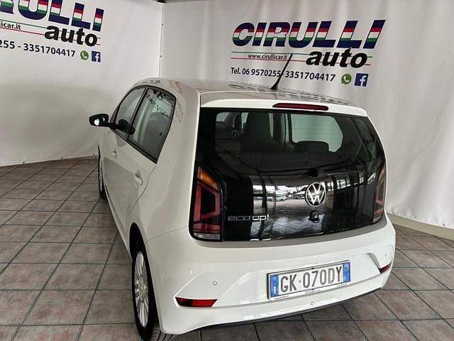 Usata VW up! move up! 68 CV (50 kW) 2022 Bianco pastello Utilitaria
