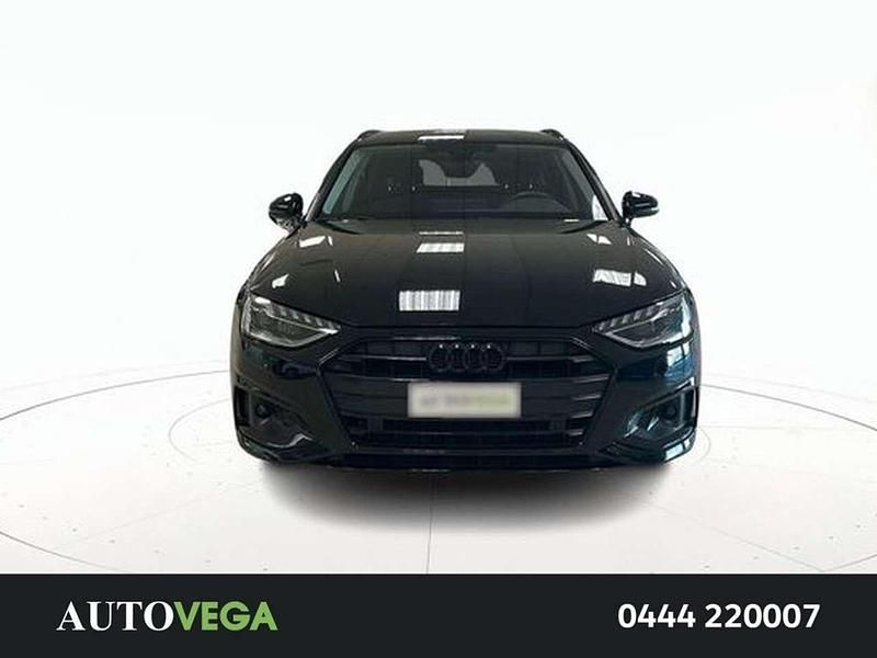 Usata Audi A4 Advanced Plus 163 CV (119 kW) 2022 Nero / pastello Station wagon