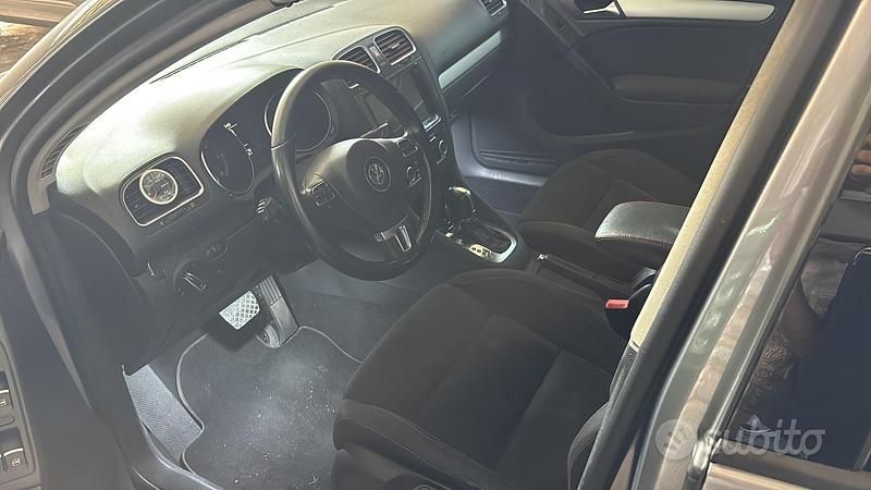 Usata VW Golf VI 140 CV (102 kW) 2011 Grigio Utilitaria
