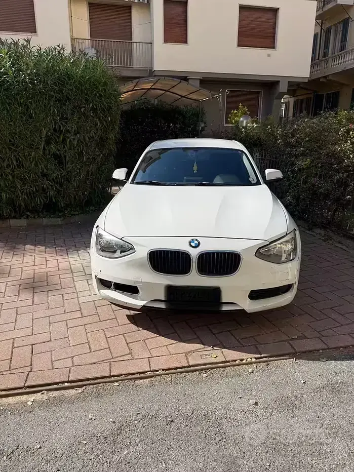 Usata BMW 116 136 CV (100 kW) 2012 Bianco Utilitaria