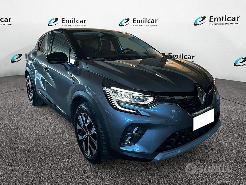 Usata Renault Captur 90 CV (66 kW) 2024 SUV