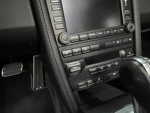 Usata Porsche 997 384 CV (282 kW) 2010 Nero Cabrio