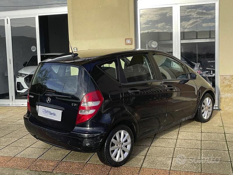 Usata Mercedes A180 Elegance 109 CV (80 kW) 2006 Nero Berlina