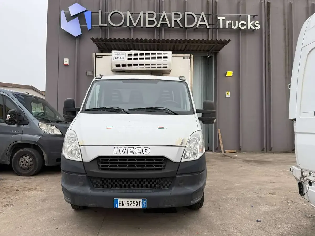 Usata Iveco Daily 145 CV (106 kW) 2014 Bianco Furgone