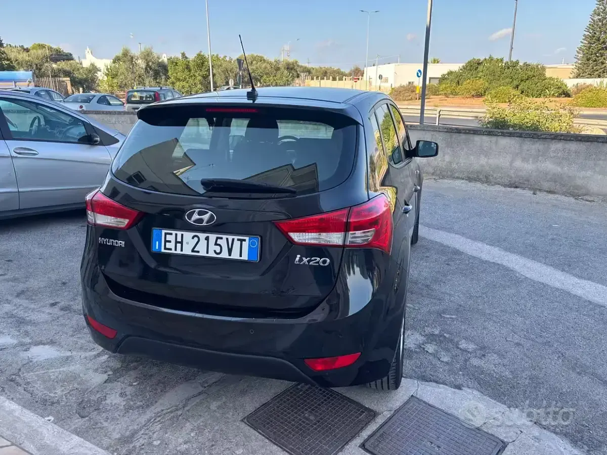Usata Hyundai ix20 90 CV (66 kW) 2011 Nero Utilitaria
