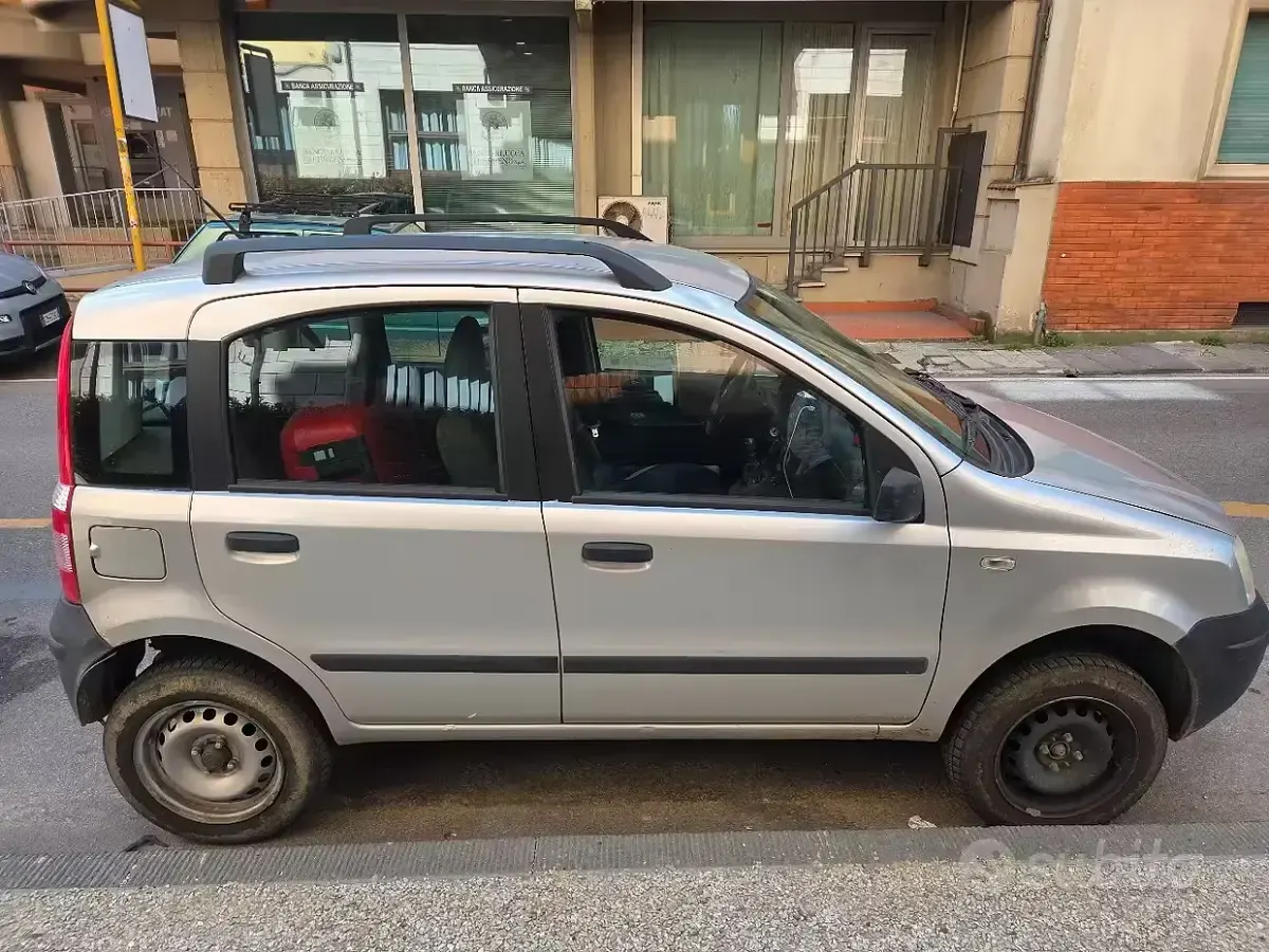 Usata Fiat Panda 4x4 69 CV (50 kW) 2007 Grigio Utilitaria