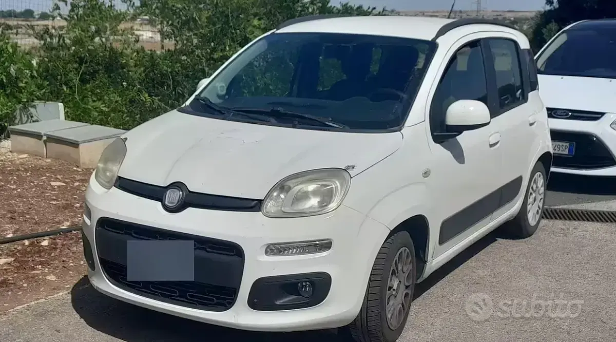 Usata Fiat Panda Lounge 69 CV (50 kW) 2012 Bianco Utilitaria