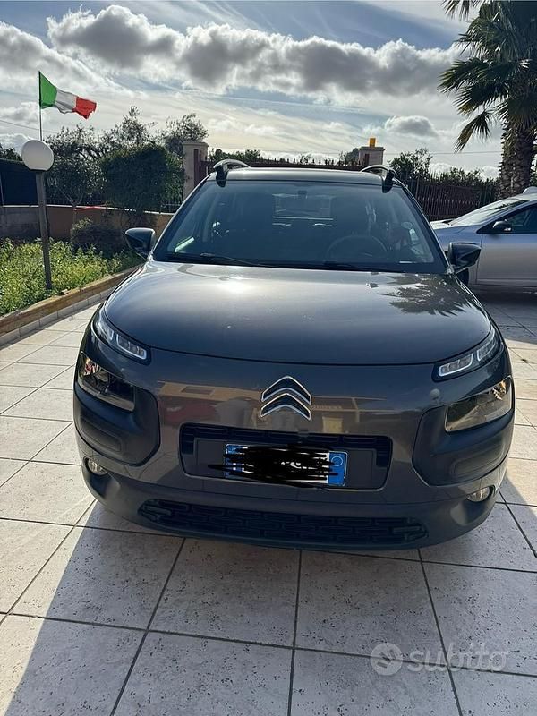 Usata Citroën C4 100 CV (73 kW) 2017 Grigio SUV