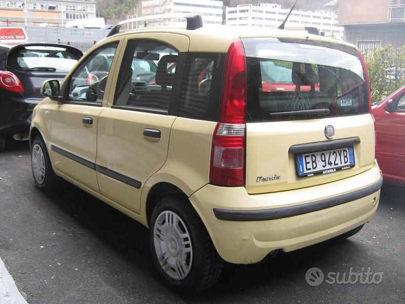 Usata Fiat Panda 70 CV (51 kW) 2010 Giallo Utilitaria