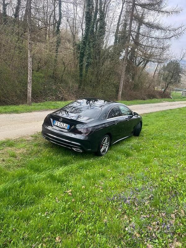Usata Mercedes CLA200 Premium 136 CV (100 kW) 2018 Nero Berlina