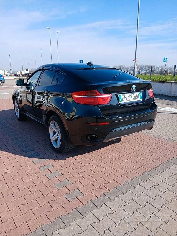 Usata BMW X6 245 CV (180 kW) 2011 Nero SUV