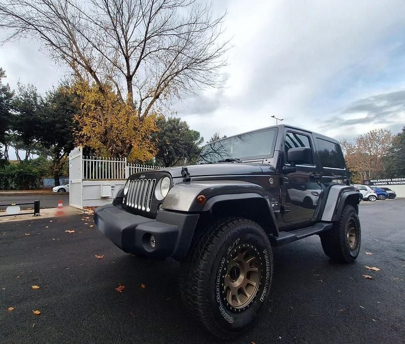 Usata Jeep Wrangler Sahara 200 CV (147 kW) 2018 Grigio SUV