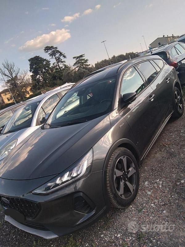 Usata Ford Focus Business Edition 120 CV (88 kW) 2022 Grigio Station wagon
