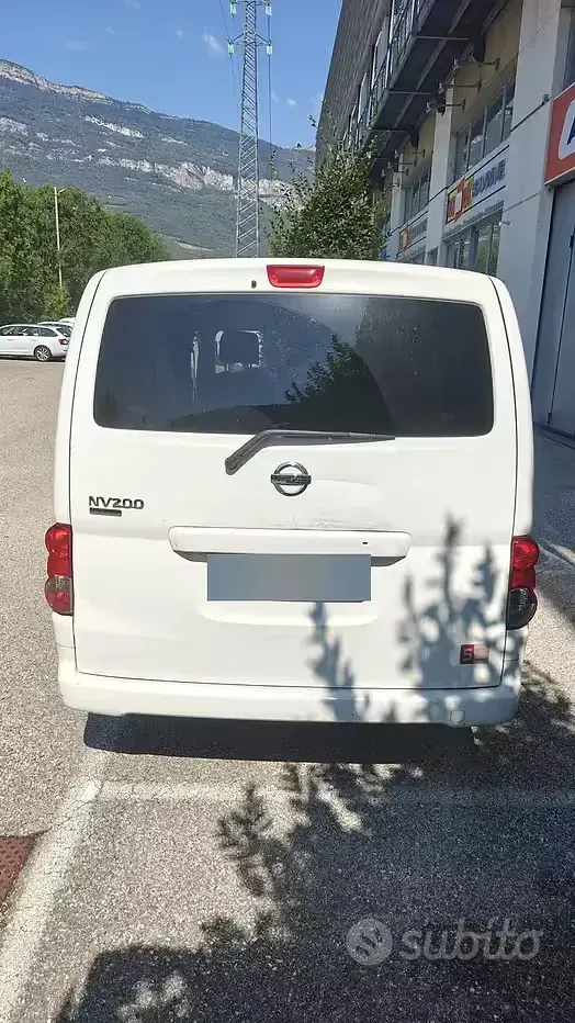 Usata Nissan Evalia 110 CV (80 kW) 2018 Bianco Monovolume
