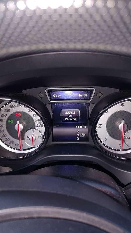 Usata Mercedes CLA200 Business 136 CV (100 kW) 2015 Bianco Berlina