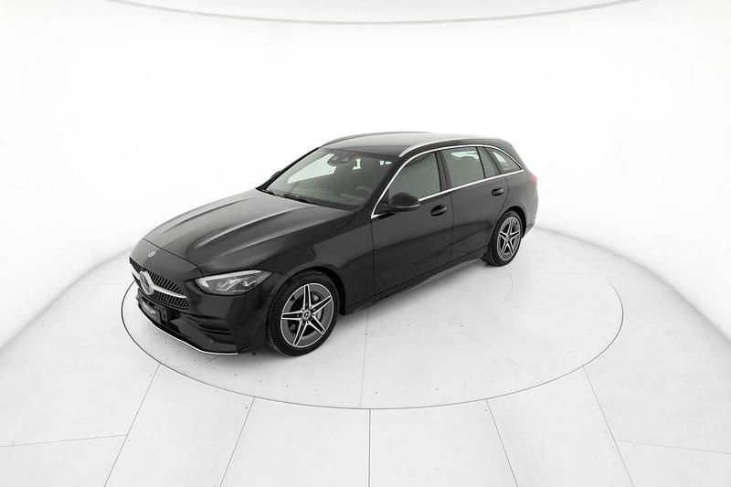 Usata Mercedes 300 Advanced Plus 265 CV (194 kW) 2025 Nero Station wagon