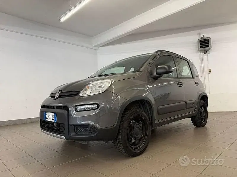Gebraucht Fiat Panda 4x4 Wild 86 PS (63 kW) 2022 Grau Kleinwagen