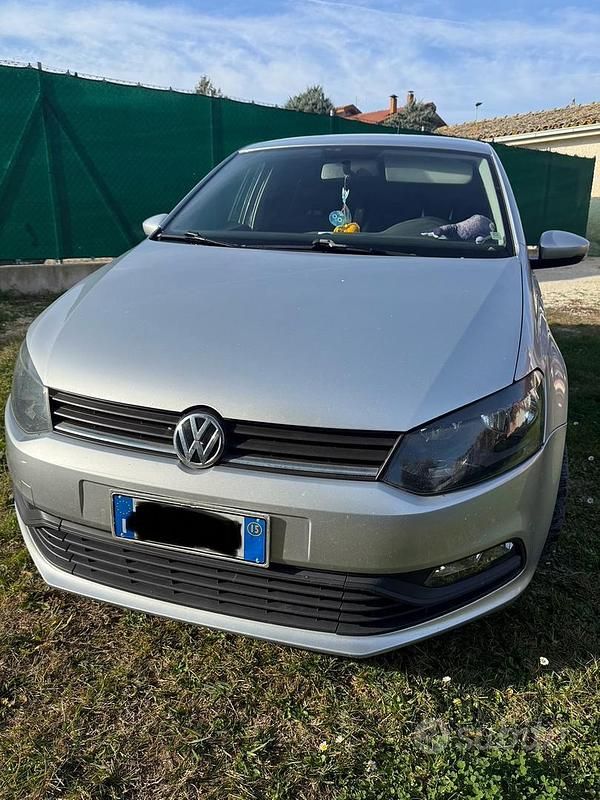 Usata VW Polo Comfortline 75 CV (55 kW) 2015 Grigio Berlina