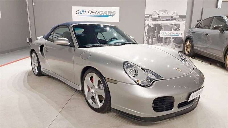 Usata Porsche 996 420 CV (308 kW) 2004 Argento Cabrio