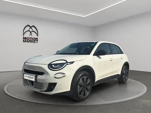 Usata Fiat 600 Pop 136 CV (100 kW) 2025 SUV