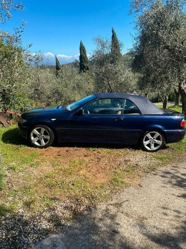 Usata BMW 318 2005 Blu Cabrio