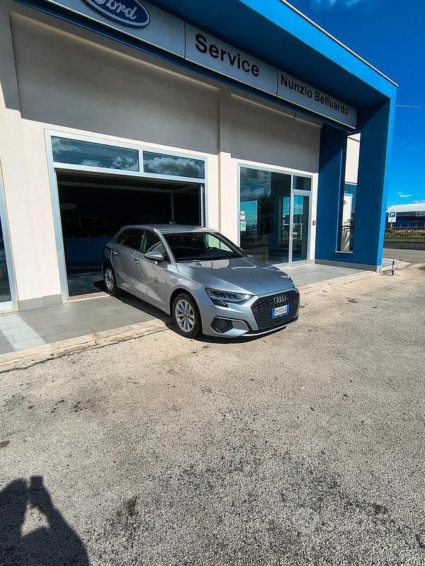 Usata Audi A3 Advanced 149 CV (109 kW) 2021 Grigio Berlina