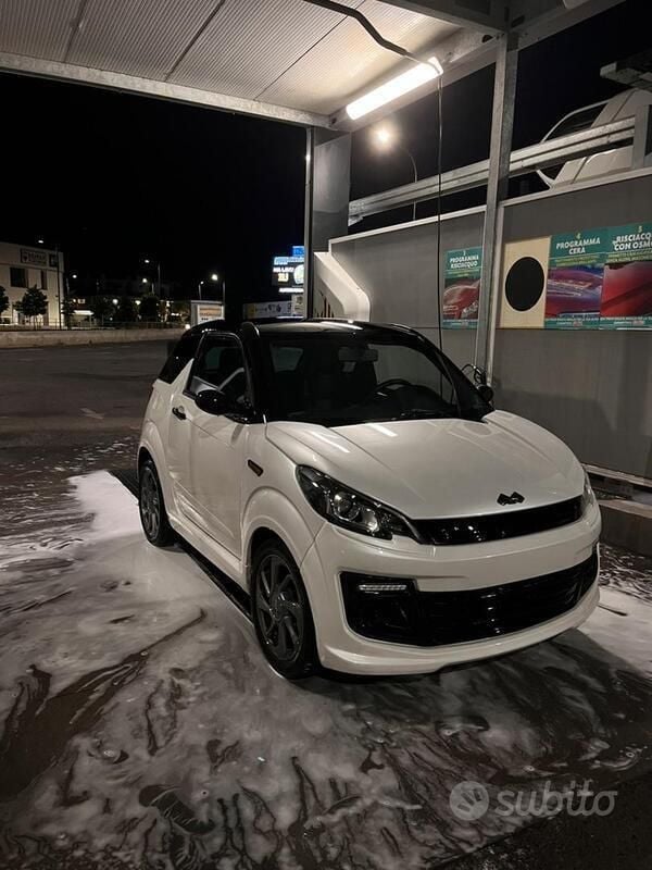 Usata 2017 Ligier JS50 Due volumi | 7000 € (Buon prezzo) - Immagine 1/4