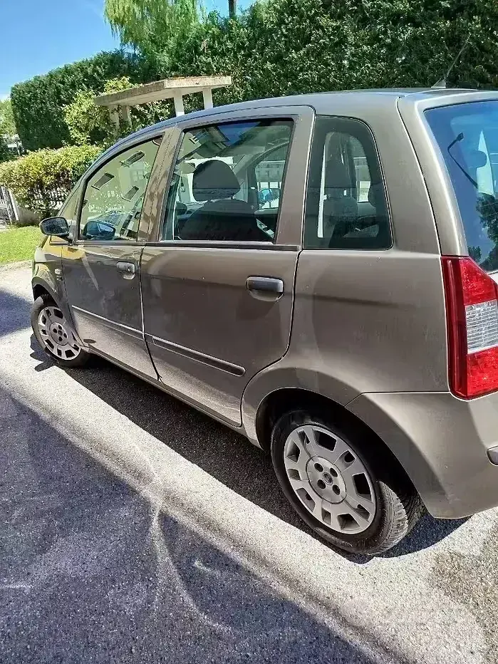 Usata Fiat Idea 80 CV (58 kW) 2006 Grigio Monovolume