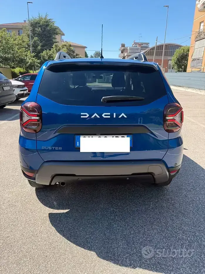Usata Dacia Duster 101 CV (74 kW) 2023 Blu SUV