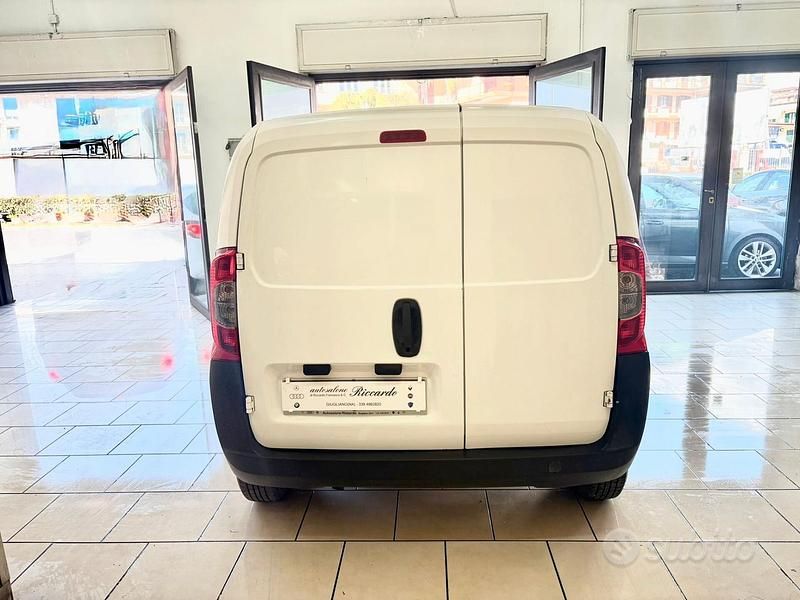 Usata Peugeot Bipper 67 CV (49 kW) 2008 Bianco Monovolume
