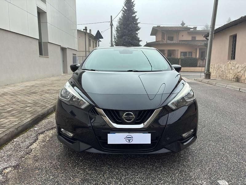 Usata Nissan Micra N-Connecta 90 CV (66 kW) 2017 Nero Utilitaria