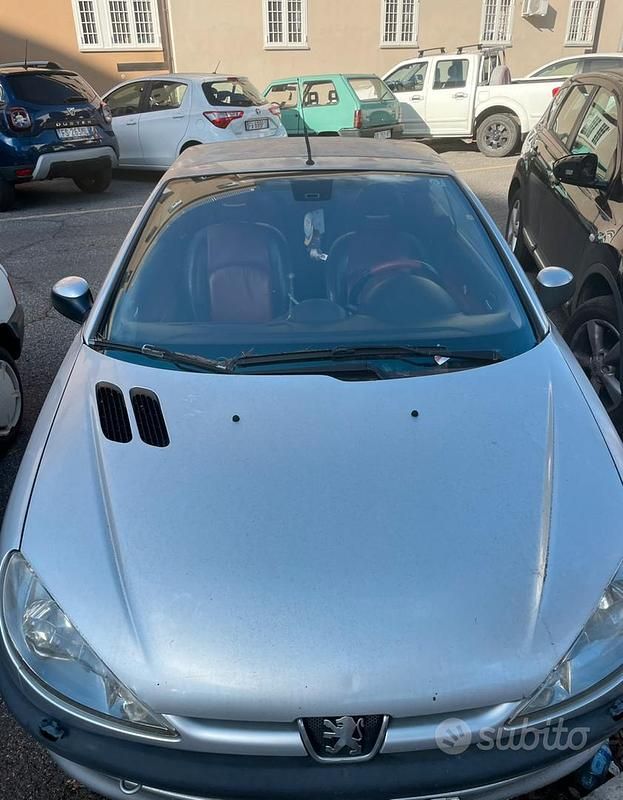 Usata Peugeot 206 CC 2011 Grigio Cabrio