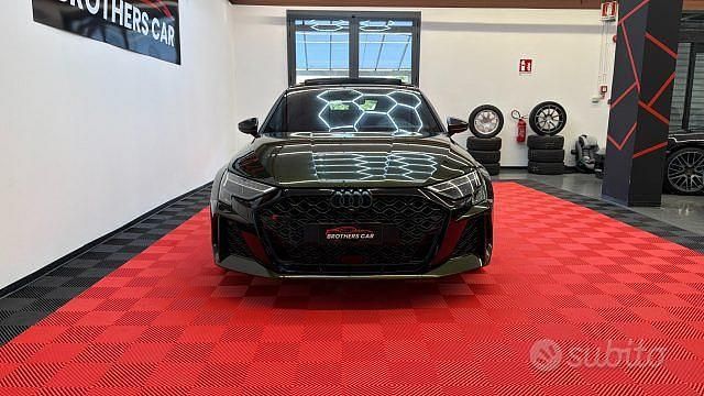 Usata Audi RS3 Exclusive 400 CV (294 kW) 2024 Verde Berlina