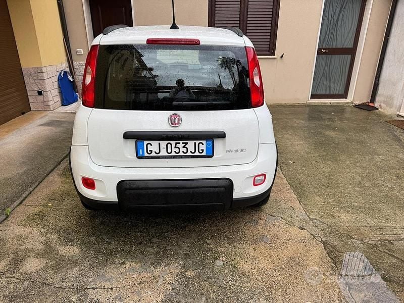 Bianco Usata 2022 Fiat Panda City Life Tre volumi | 11.000 € (Buon prezzo) - Immagine 1/4