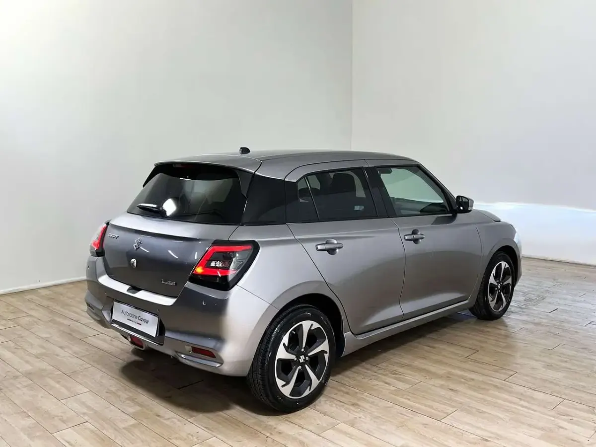 Nuova Suzuki Swift 82 CV (60 kW) 2025 Argento Utilitaria
