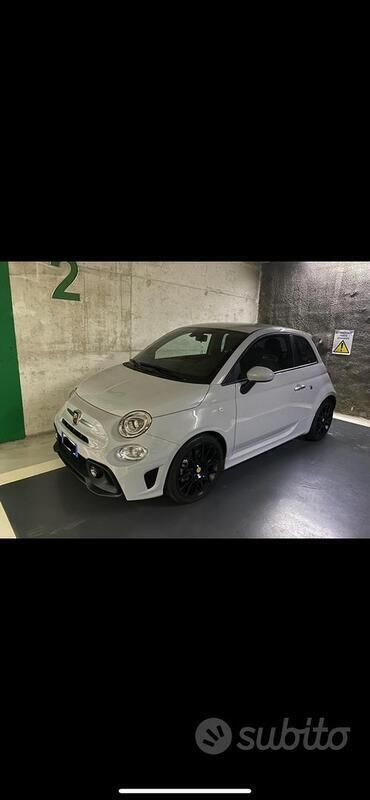 Usata Abarth 595 165 CV (121 kW) 2023 Grigio Utilitaria