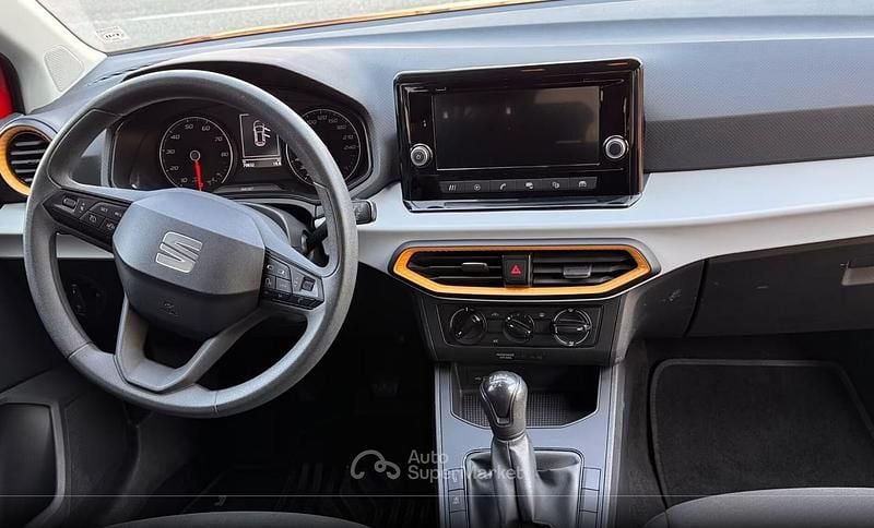 Gebraucht Seat Arona Reference 95 PS (69 kW) 2022 Rot SUV
