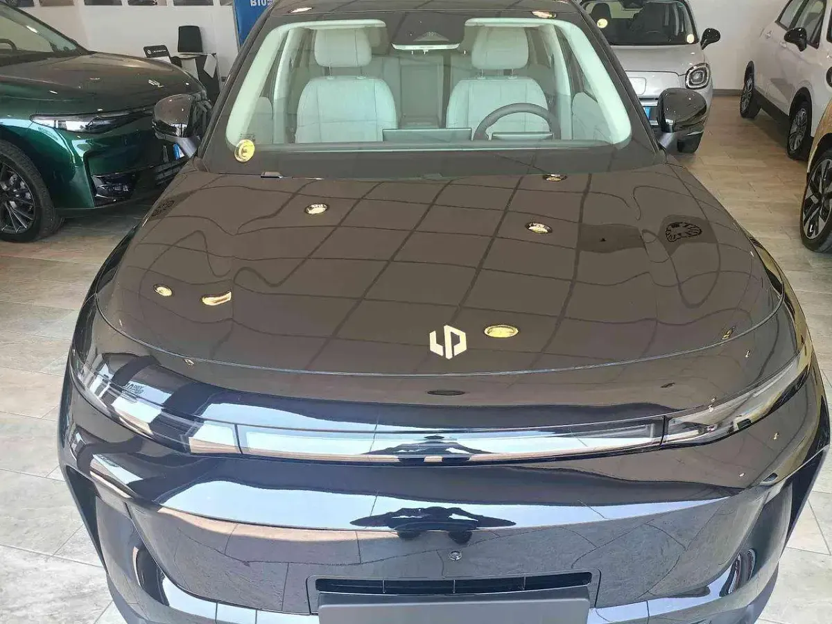 Nuova Leapmotor B10 218 CV (160 kW) 2026 Nero SUV