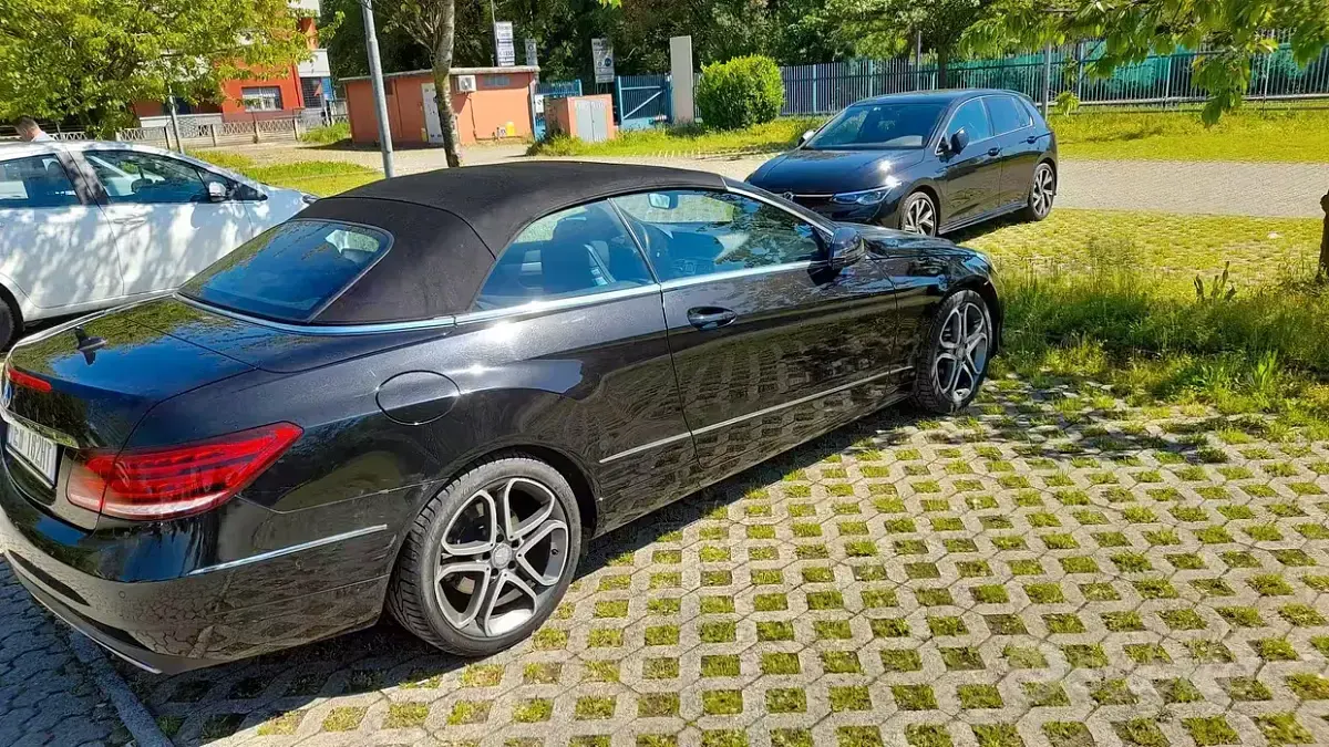 Usata Mercedes 220 184 CV (135 kW) 2014 Nero Cabrio