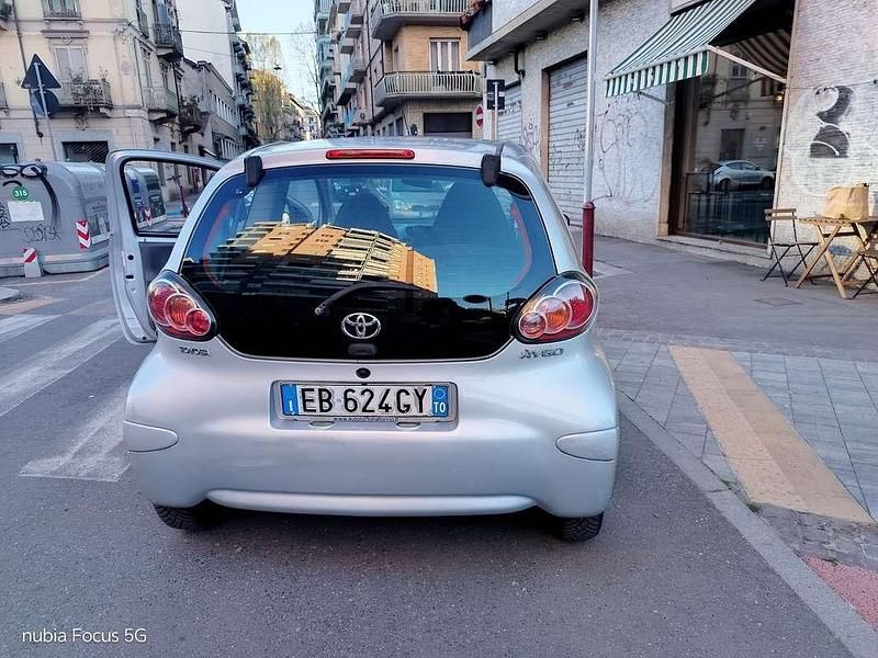 Begagnad Toyota Aygo 68 HK (50 kW) 2010 Halvkombi