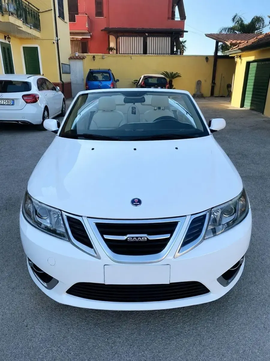 Usata Saab 9-3 Cabriolet 160 CV (117 kW) 2011 Bianco Cabrio