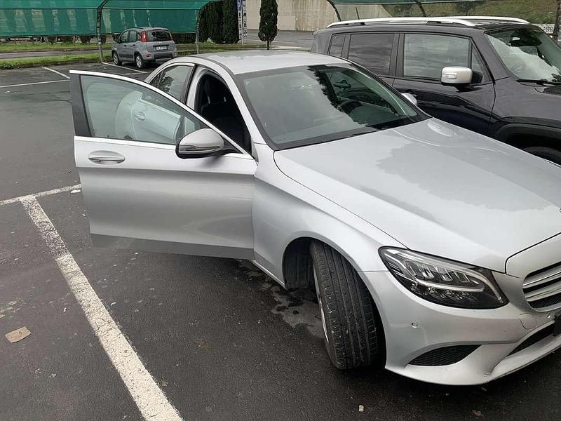 Usata Mercedes C220 194 CV (142 kW) 2019 Argento Berlina