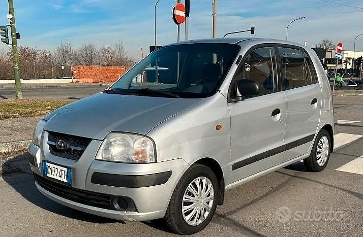Usata Hyundai Atos Active 63 CV (46 kW) 2006 Grigio Utilitaria