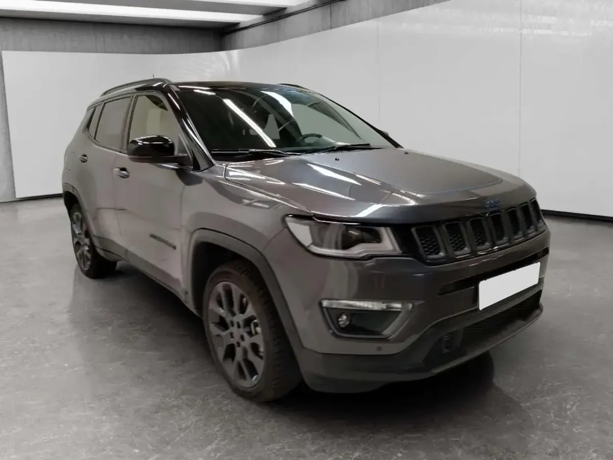 Usata Jeep Compass 241 CV (177 kW) 2020 Grigio SUV