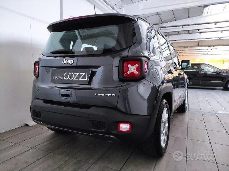 Usata Jeep Renegade Limited 131 CV (96 kW) 2022 Grigio SUV