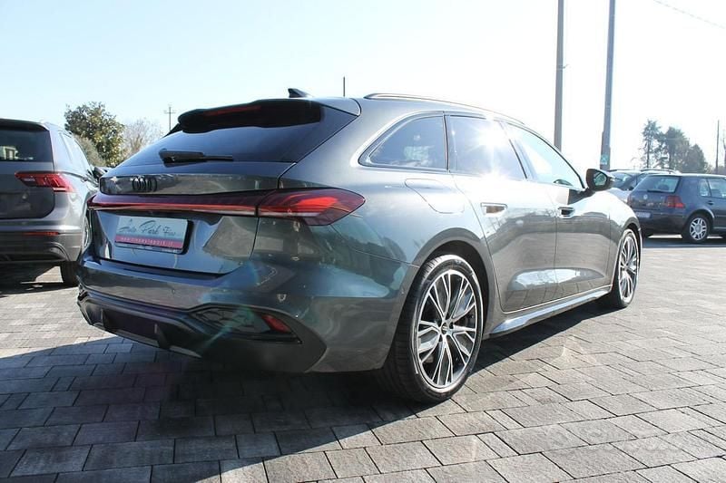 Nuova Audi A5 204 CV (150 kW) 2025 Grigio Station wagon