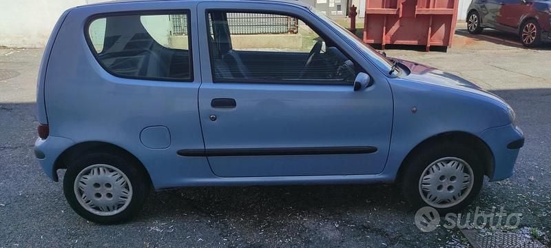 Usata Fiat 600 2001 Blu Berlina