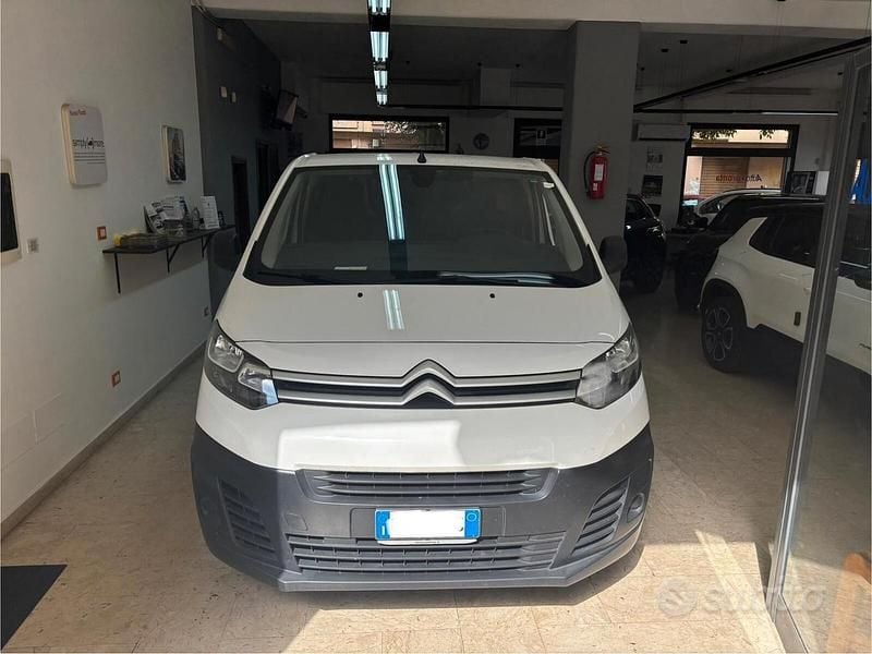 Usata Citroën Jumpy 120 CV (88 kW) 2022 Bianco Monovolume