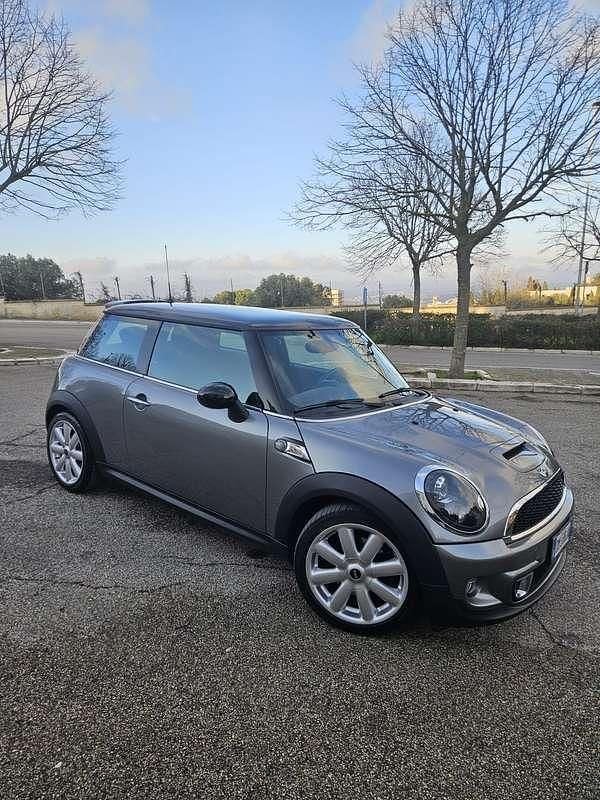 Usata Mini Cooper S Chili 174 CV (127 kW) 2008 Grigio Utilitaria